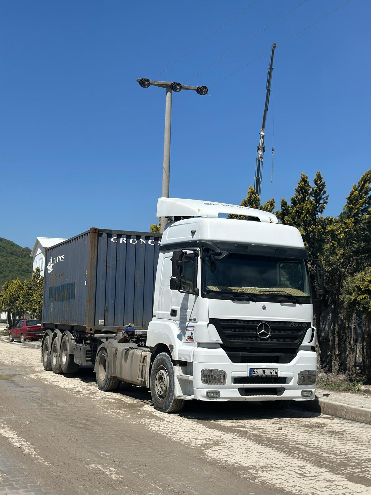 İTHALAT  KONTEYNER TAŞIMASI